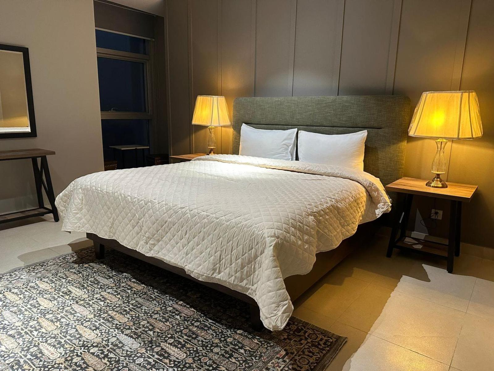 One Constitution Avenue By Goldfinch Aparthotel Исламабад Екстериор снимка