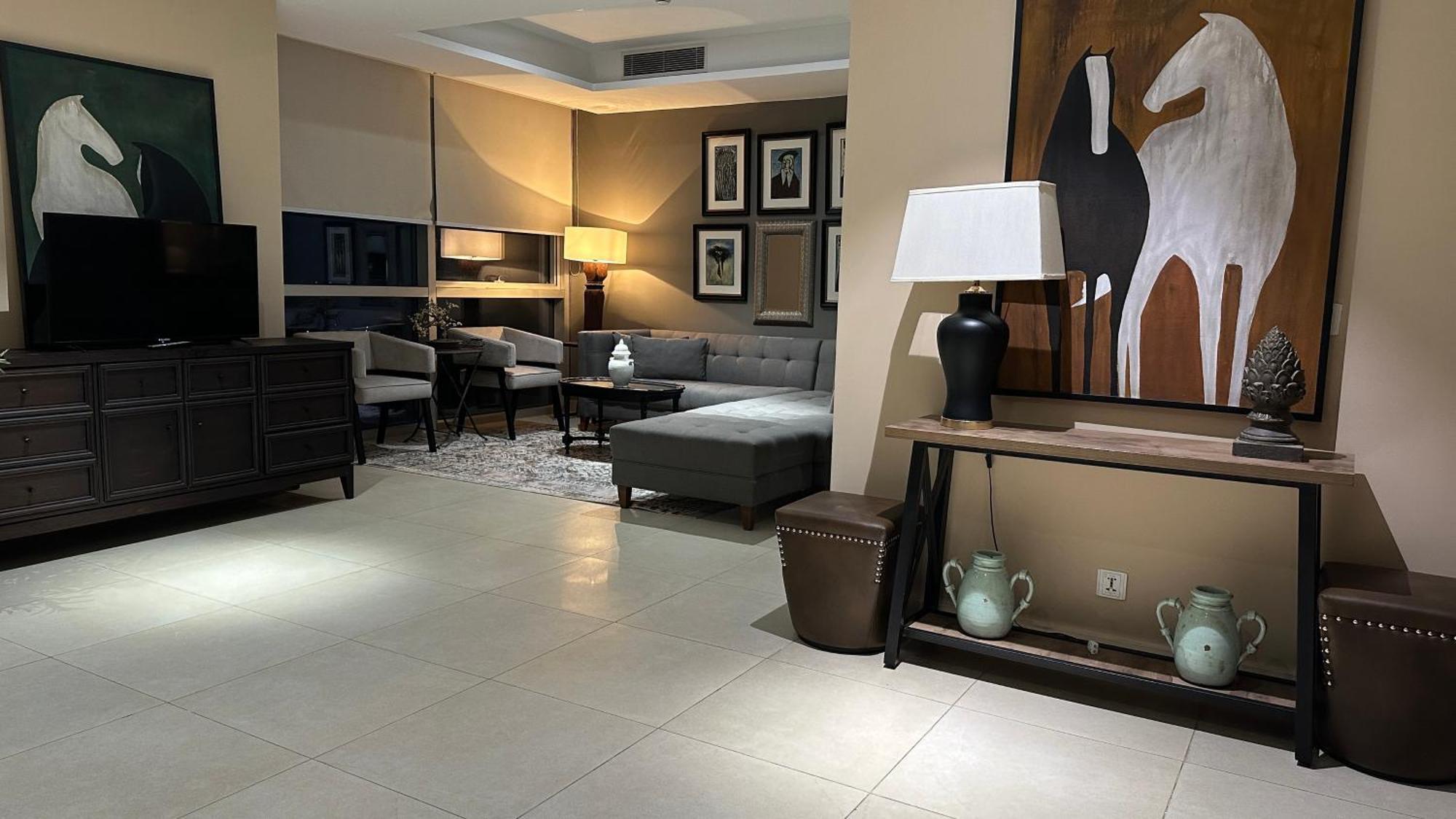 One Constitution Avenue By Goldfinch Aparthotel Исламабад Екстериор снимка